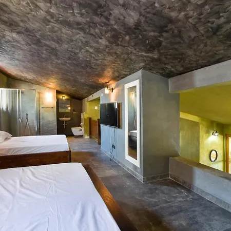 Apartment Authentic Flat W Sea View In Bar Montenegro